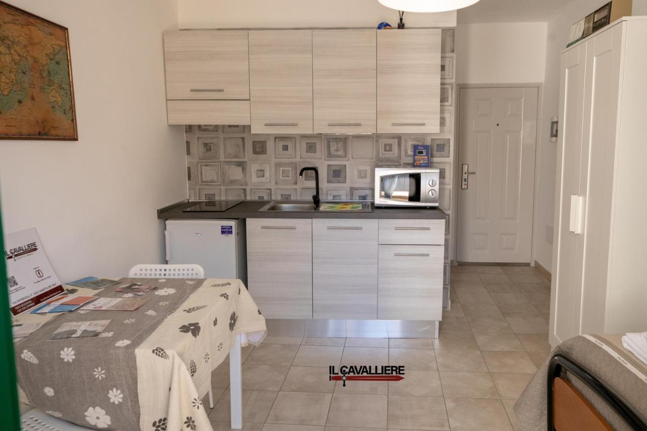 Il Cavalliere Bed & Breakfast Barletta Exterior foto