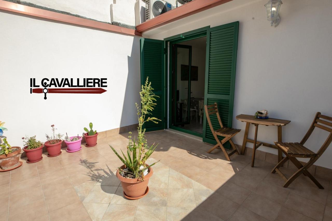 Il Cavalliere Bed & Breakfast Barletta Exterior foto
