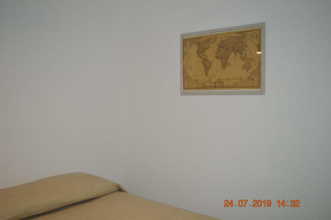 Il Cavalliere Bed & Breakfast Barletta Habitación foto