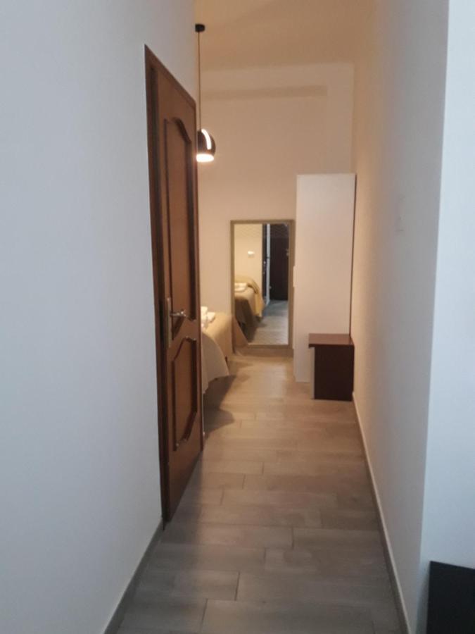Il Cavalliere Bed & Breakfast Barletta Exterior foto